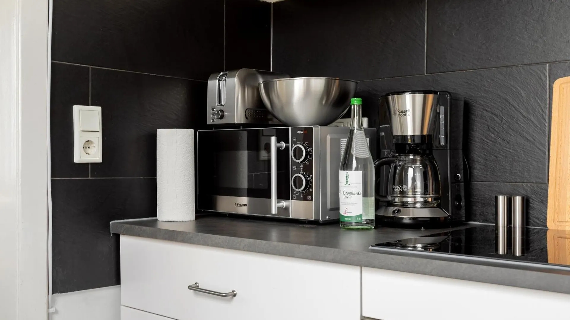 Global Living - Design Apartments I Terrace I Kitchen I Smart-Tv I Parking Space I Muenchen Niemcy