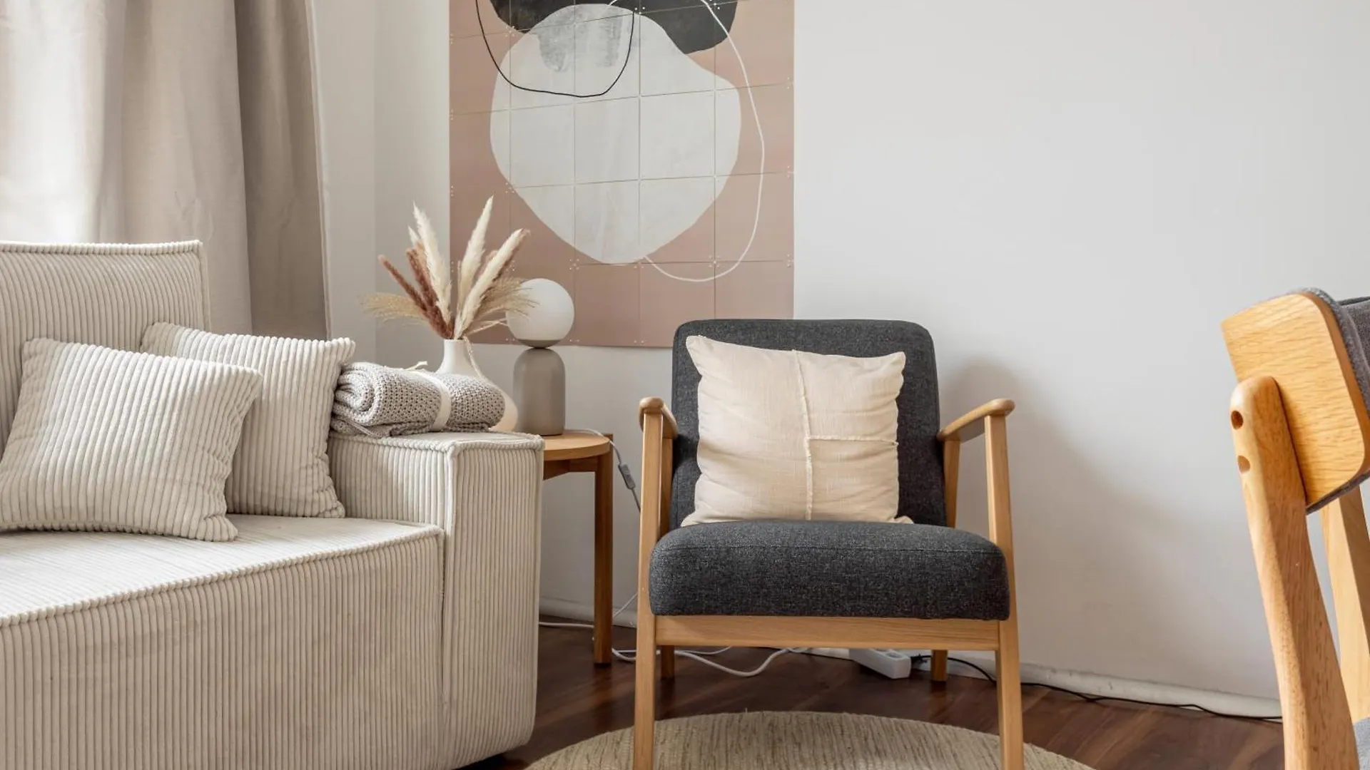 Global Living - Design Apartments I Terrace I Kitchen I Smart-Tv I Parking Space I Muenchen 0*, Munich Germany