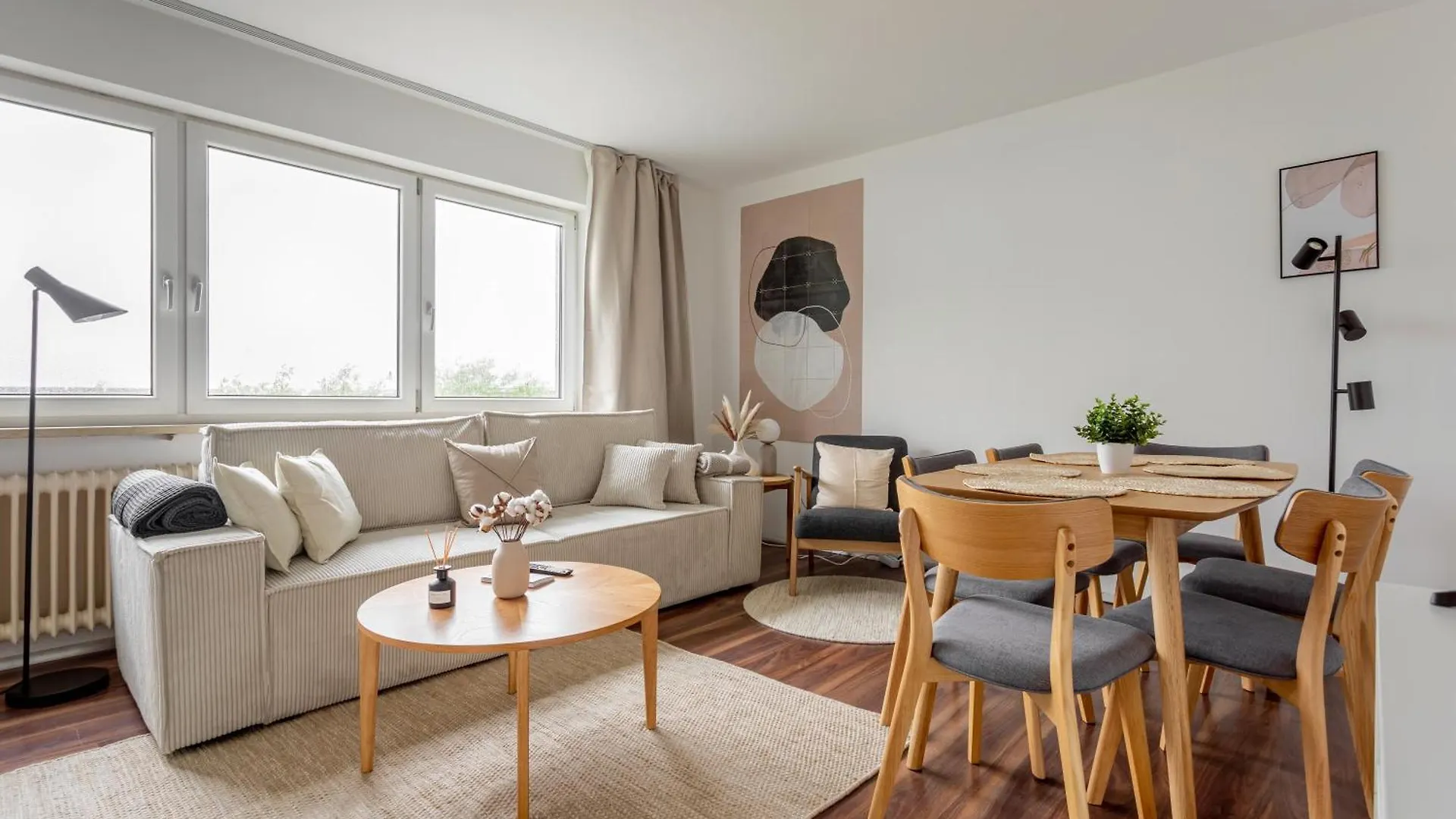 Global Living - Design Apartments I Terrace I Kitchen I Smart-Tv I Parking Space I Muenchen  Munich
