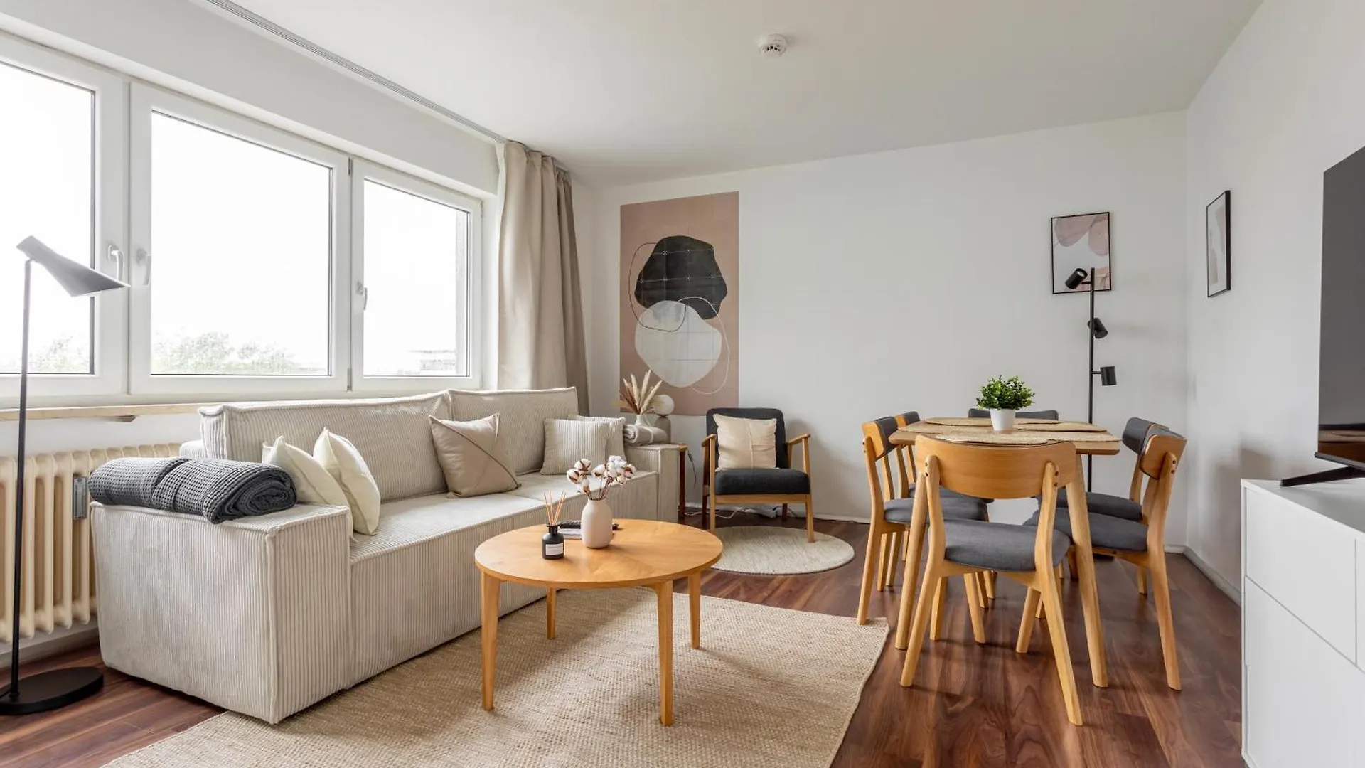 Global Living - Design Apartments I Terrace I Kitchen I Smart-Tv I Parking Space I Muenchen